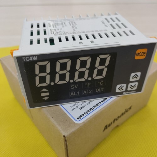 Điều khiển nhiệt độ Autonics TC4W-12R