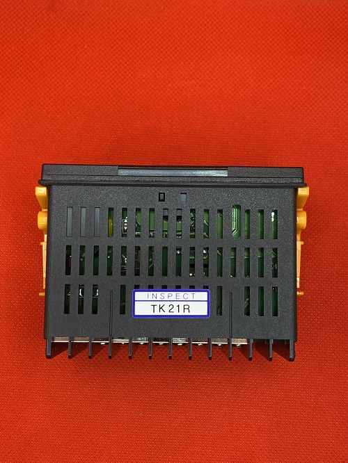 Bộ điều khiển nhiệt độ PID Autonics TK4W-B4CC