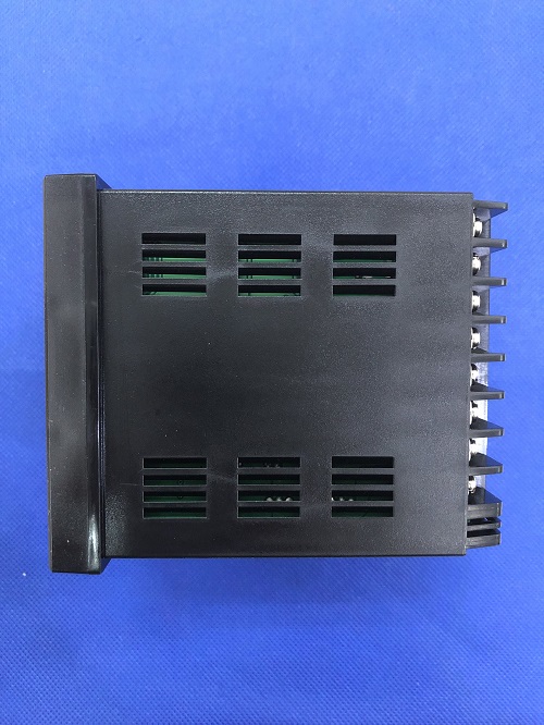 Bộ điều khiển nhiệt độ Autonics TZN4L-14C