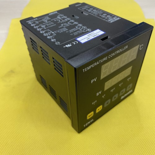 Bộ điều khiển nhiệt độ Autonics TZN4L-14R