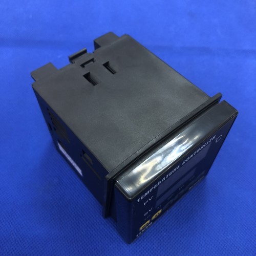 Bộ điều khiển nhiệt độ Autonics TZN4M-B4S