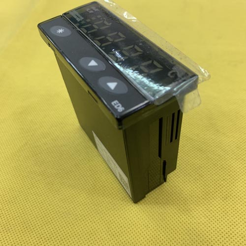 Điều khiển nhiệt độ Hanyoung ED6-FPMNP4