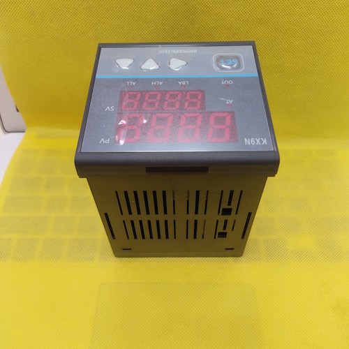 Điều khiển nhiệt độ Hanyoung KX9N-SKNA