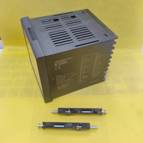 Điều khiển nhiệt độ Hanyoung KX9N-SKND