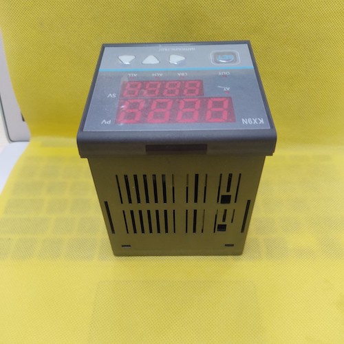 Điều khiển nhiệt độ Hanyoung KX9N-SKND