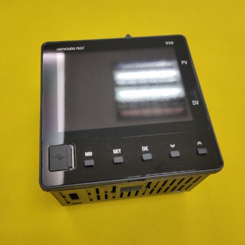 Điều khiển nhiệt độ Hanyoung VX9-UMNA-A2