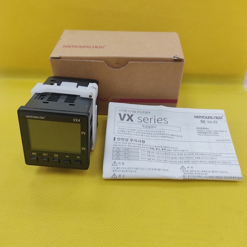 Điều khiển nhiệt độ kỹ thuật số Hanyoung VX4-UCMA-A1C
