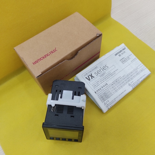 Điều khiển nhiệt độ kỹ thuật số Hanyoung VX4-UCNA-A1CT