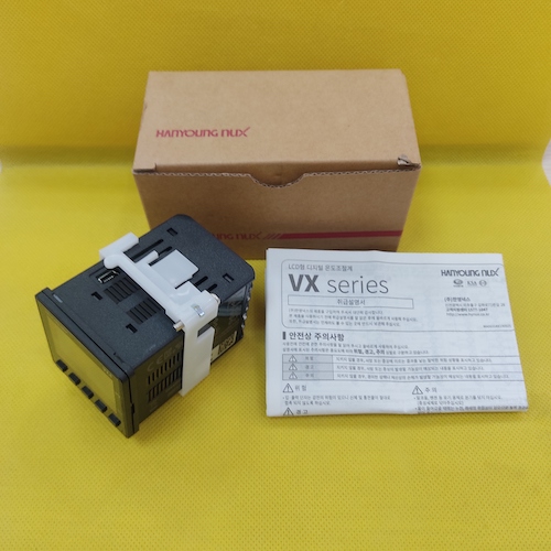 Điều khiển nhiệt độ kỹ thuật số Hanyoung VX4-UCNA-A1CT