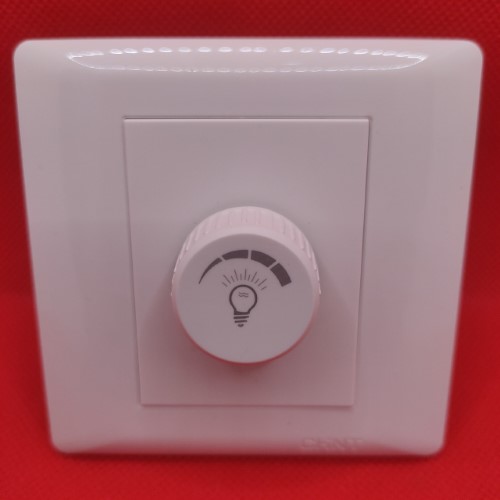 Dimmer điều chỉnh đèn 500W màu trắng