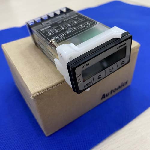 Đồng hồ đo đa năng Autonics MT4N-DV-EN