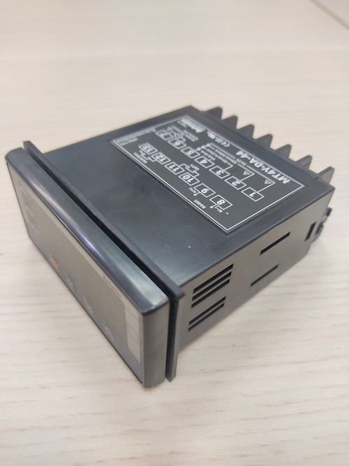 Đồng hồ đo đa năng Autonics MT4Y-DA-44