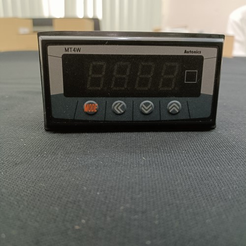 Đồng hồ đo đa năng Autonics MT4W-AV-4N