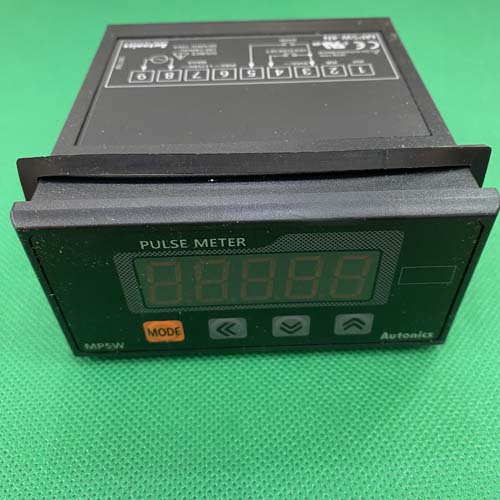 Đồng hồ đo xung loại hiển thị số Autonics MP5W-4A