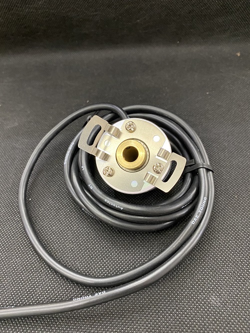 Bộ mã hóa vòng quay tương đối 40mm (Loại lỗ) Autonics E40H8-600-3-T-24