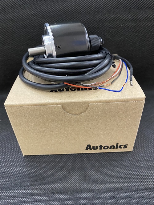 Bộ mã hóa vòng quay tương đối 50mm (Loại trục) Autonics E50S8-600-3-T-24