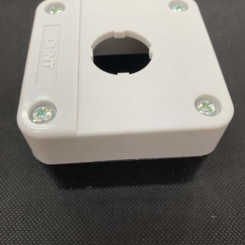 HỘP NÚT NHẤN 1 LỖ PHI 22 CHINT NP2-B01