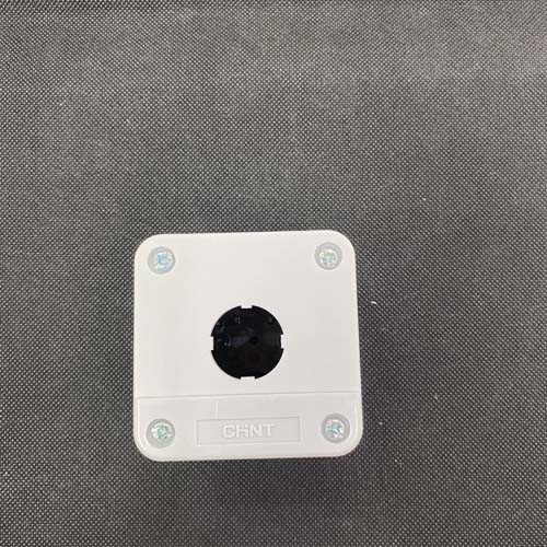 HỘP NÚT NHẤN 1 LỖ PHI 22 CHINT NP2-B01