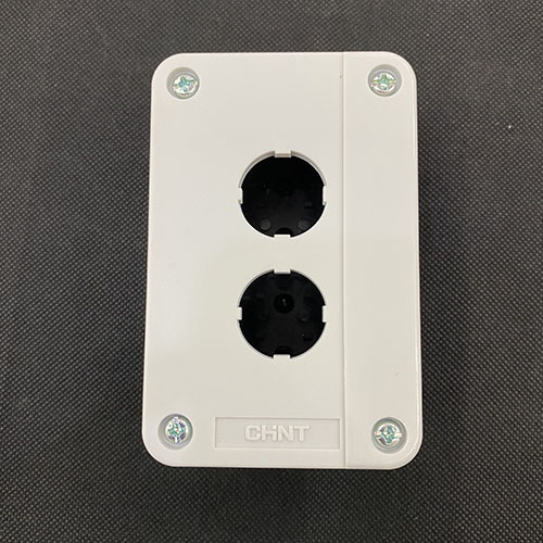HỘP NÚT NHẤN 2 LỖ PHI 22 CHINT NP2-B02