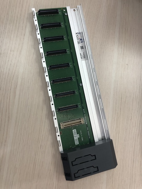 Khay gắn Module mở rộng PLC LS dòng XGT XGB-E08A