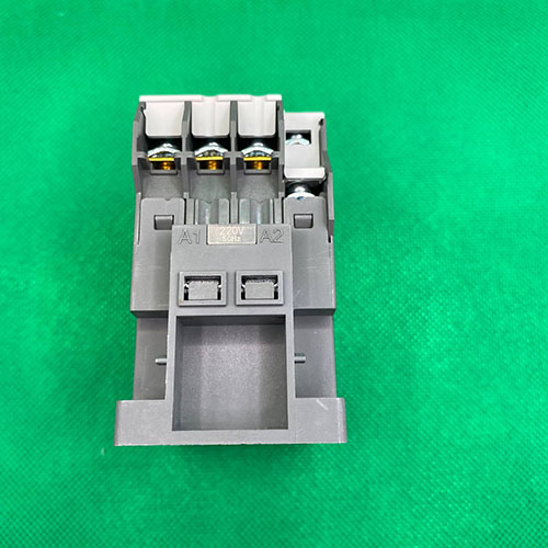 Khởi động từ LS MC-12b AC220V