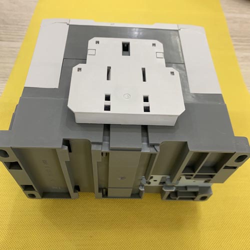 Khởi động từ LS MC-130a AC220V