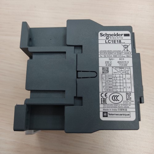 Khởi động từ Schneider 