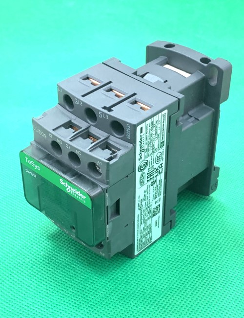 Khởi động từ Schneider LC1D09M7