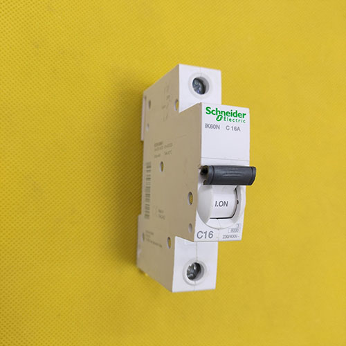 MCB dòng Acti9 iK60N Schneider A9K27116