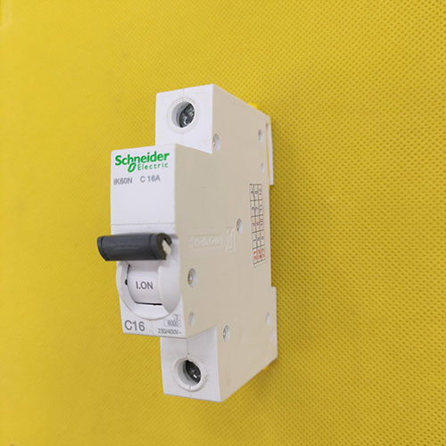 MCB dòng Acti9 iK60N Schneider A9K27116