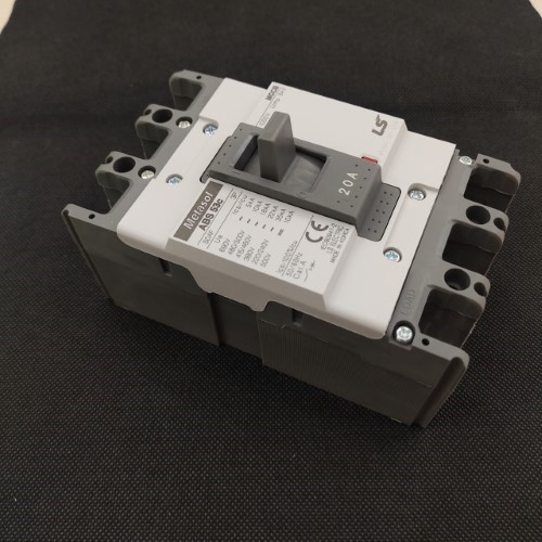 Cầu dao điện MCCB 3 pha LS ABS53C-15A