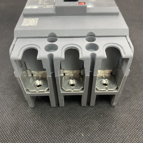 MCCB SCHNEIDER EZC100F3050