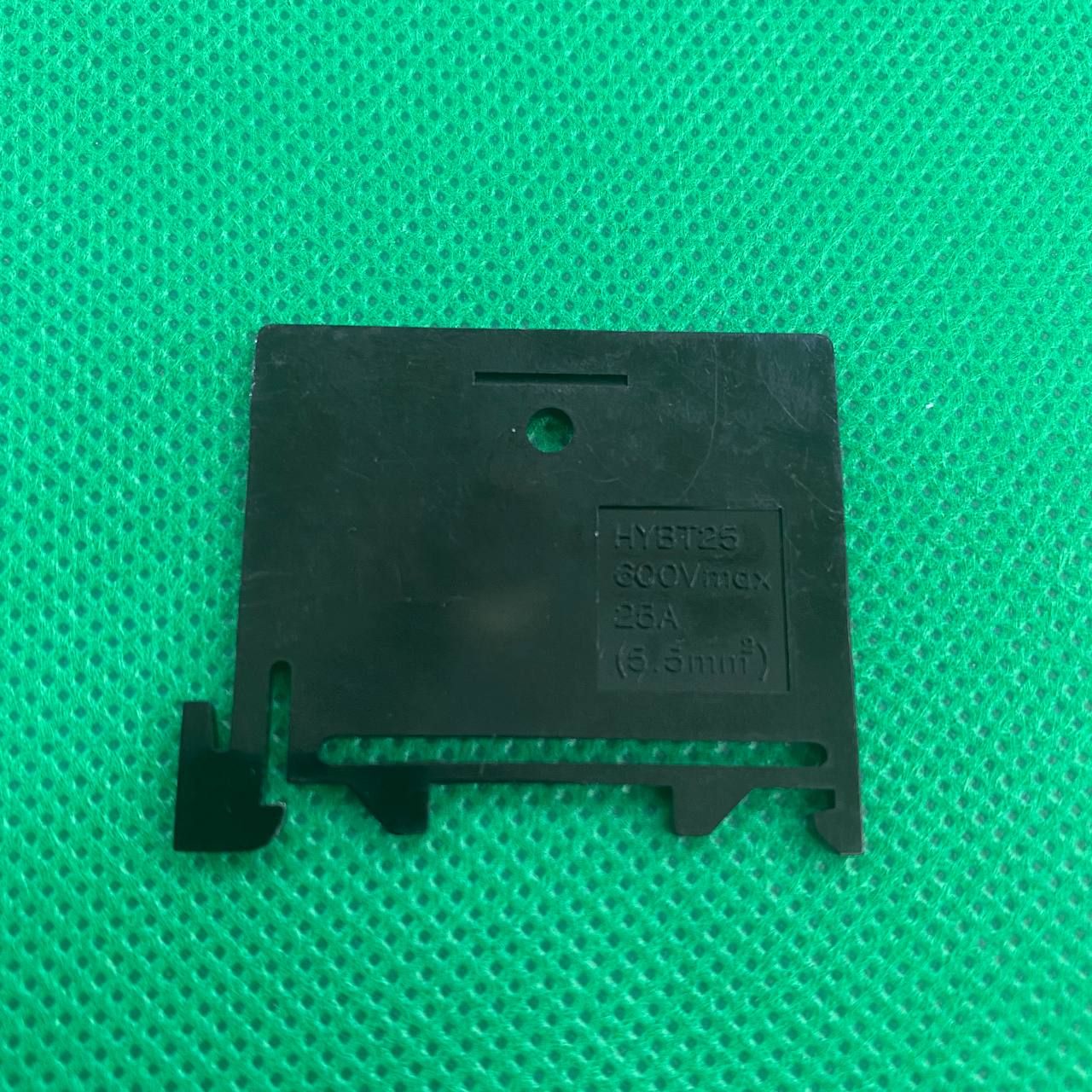 Nắp ngoài chặn cho domino tép HYBT-03