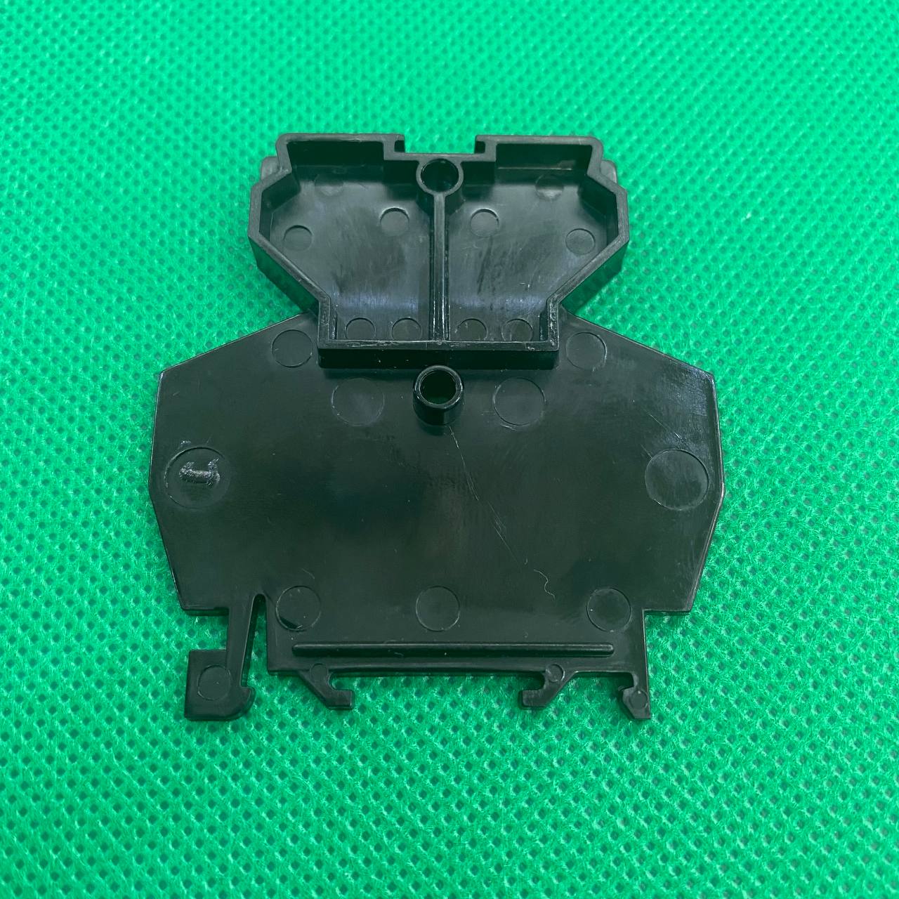 Nắp ngoài chặn cho domino tép HYBT-12A/ B