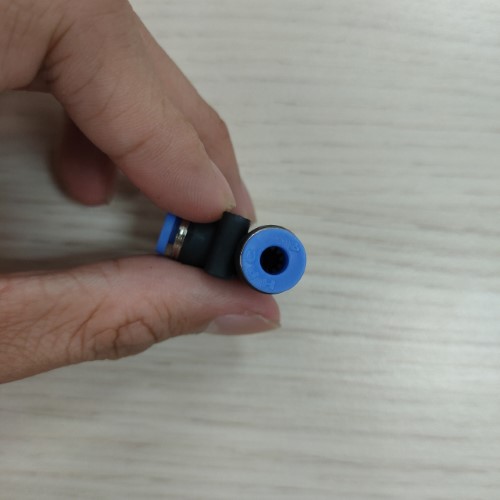 Nối ống T Hi-Tech Ø4 PUT 04