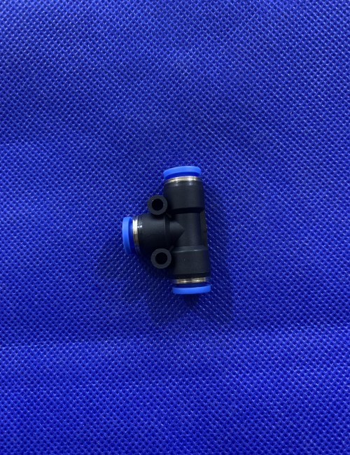 Nối ống T Hi-Tech Ø6 PUT 06