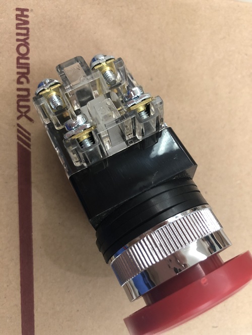 Nút nhấn dừng khẩn không giữ phi 30 màu đỏ CR-307-1R