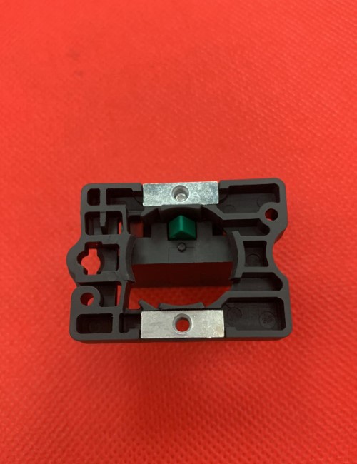 Nút nhấn không đèn Schneider XA2EA51