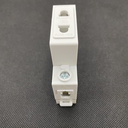 Ổ cắm 2 chấu Chint AC30-103