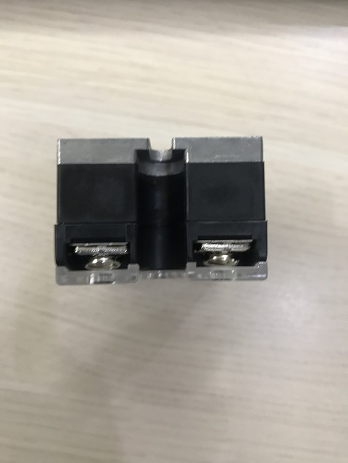 Relay bán dẫn một pha Hanyoung Nux HSR-2D402Z