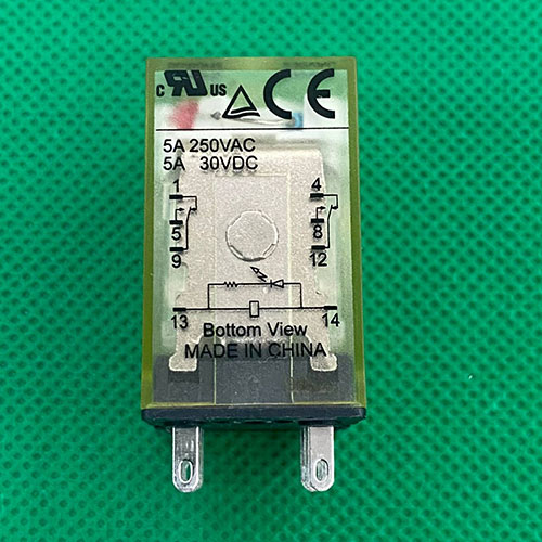 Relay IDEC RN2S-NL-A230