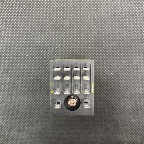 Relay IDEC RN4S-NL-A24