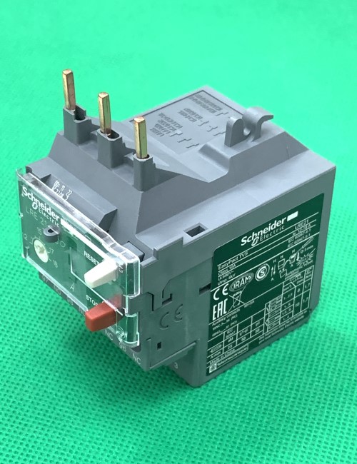 Rờ le nhiệt Schneider LRE21