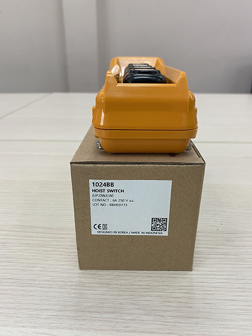 Tay bấm cầu trục Hanyoung HY-P1024BB