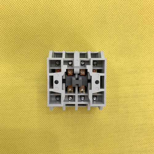 Tiếp điểm phụ LS UA-4