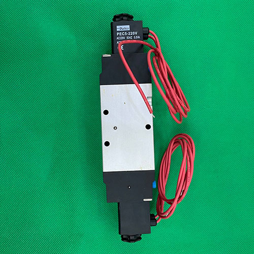 Van điện từ 5 cửa 2 vị trí Parker PHS-530D-03-220V